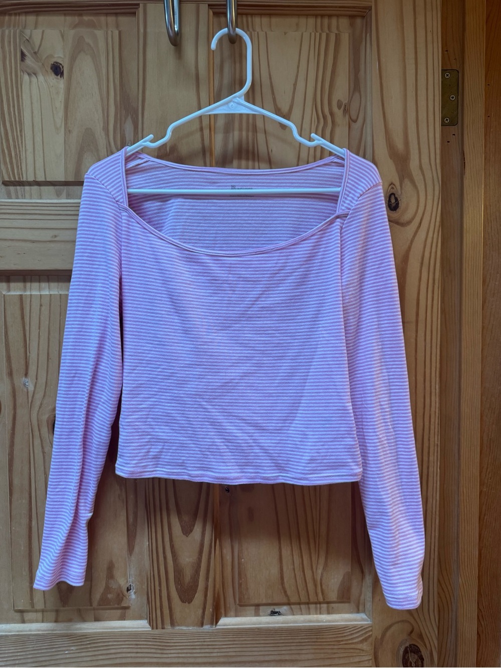 No Boundaries Pink & White Striped Long-Sleeve Scoop Neck Tee